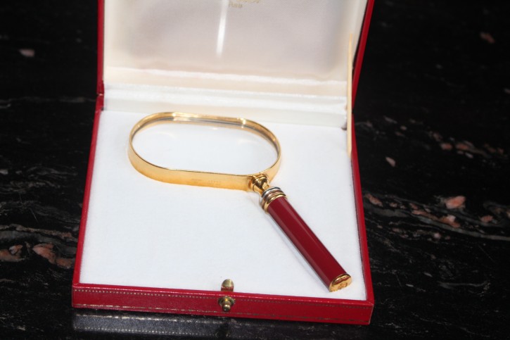 Details zu  Cartier Tinity Lupe Vergrößerungsglas in vergoldet und Chinalack rot in OVP