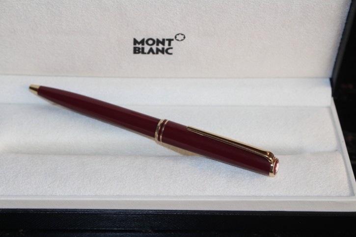 Montblanc CLASSIC Kugelschreiber in Bordeaux und Gold