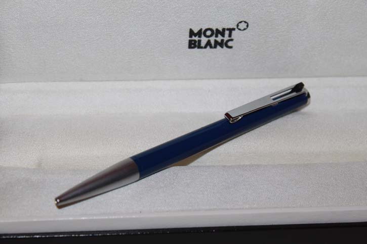 Montblanc 782 Hebelkugelschreiber in blau und silbern gebürstet