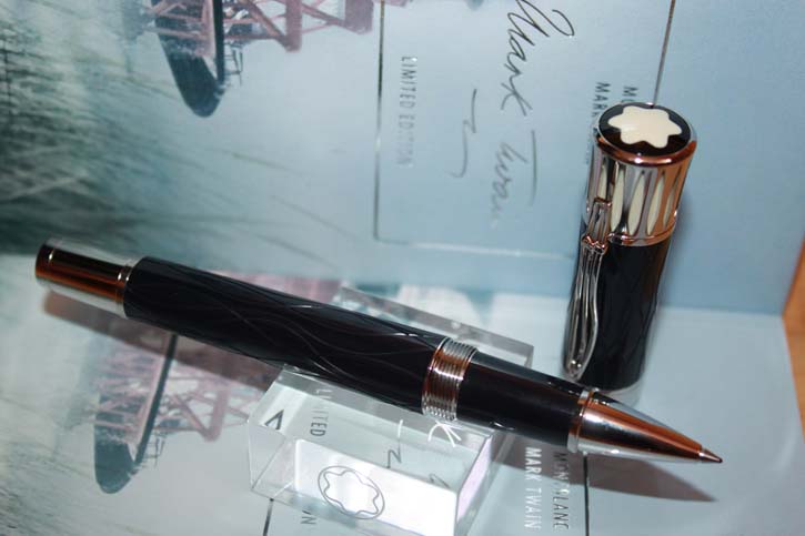 Montblanc Limited Edition 2010 Mark Twain Roller Ball / Ball Pen in OVP