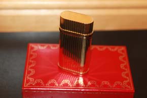 Cartier Feuerzeug Belle Epoque in vergoldet mit Faden Guilloche Muster TOP