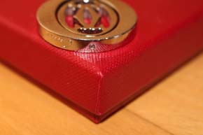 Cartier Tinity Schlüsselanhänger oder Keyring in platiniert 8,5 x 3,5cm