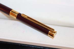 Montblanc Noblesse II Roller Ball Lila Brombeer & Gold Clip Faden Guilloche