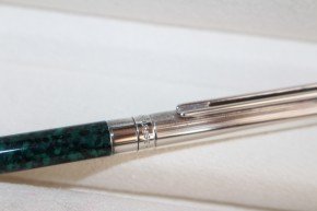 Montblanc Noblesse Oblige Kugelschreiber in Chinalack Grün marmoriert & Platin