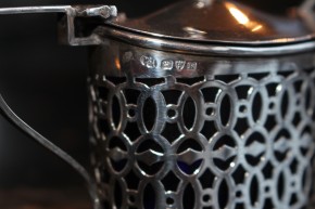 Englische Saliere Dose mit Einsatz & Löffel 925er Sterling Silber ca. 6cm x 5cm